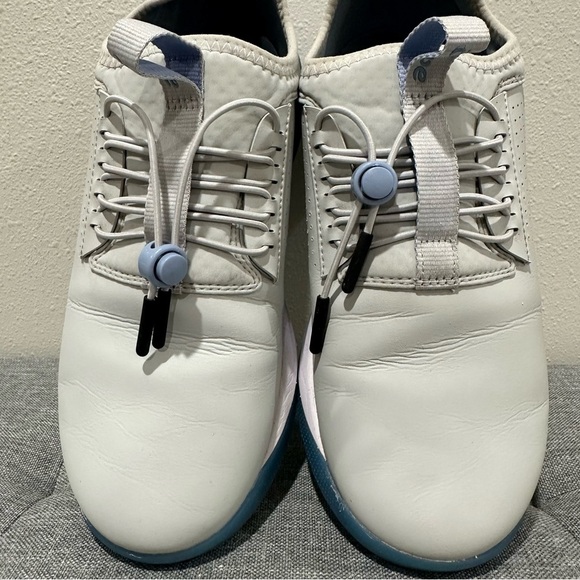 Clove “Grey Matter” Nursing Sneaker - Picture 7 of 15